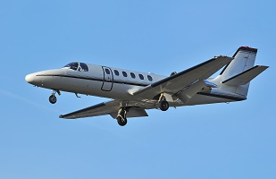 Plane Cessna_small.jpg